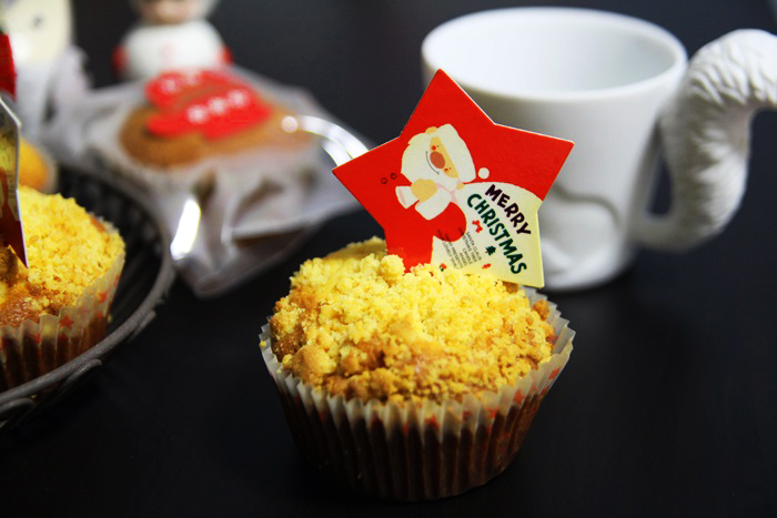 cream cheese muffins